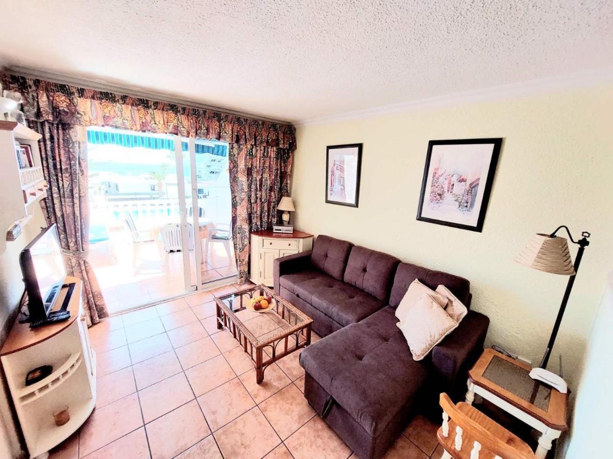 First Line Villa Floor Studio Apartment With Amazing Sea View Air Conditioned Just 50M From The Beach Costa Adeje  Exterior foto